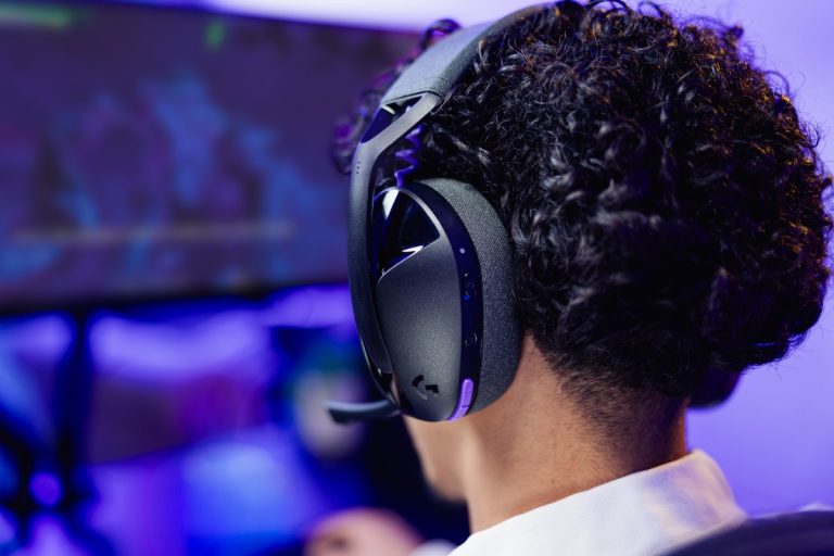 High_Resolution_PNG-G321 Lightspeed LIFE Black Controls_sm